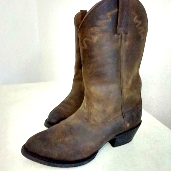 Ariat Sedona Distressed Brown Boots NWOT - Picture 3 of 10